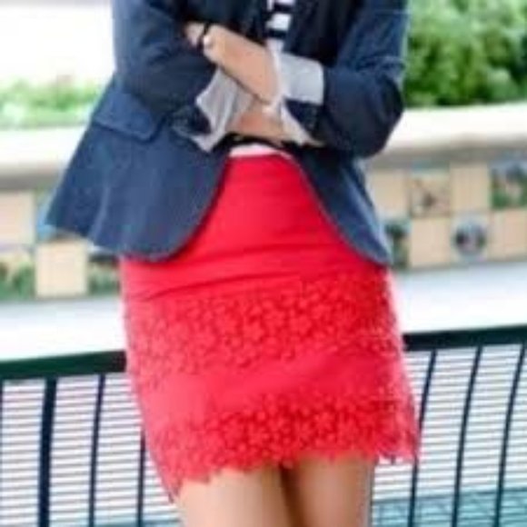J. Crew Dresses & Skirts - J. Crew Pink Lace Daisy Skirt Mini